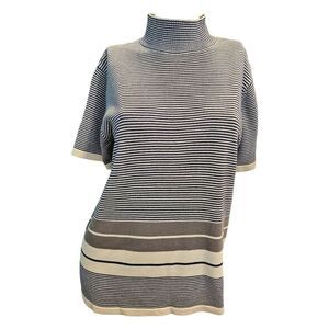 Crystal-Kobe Blue Striped Knit Top Womens Size Medium